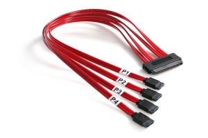StarTech.com 50cm SAS SFF-8484 (32 pin 4i Multi-lane) Host To 4 SATA Cable SCSI-kabel Rood 0,5 m